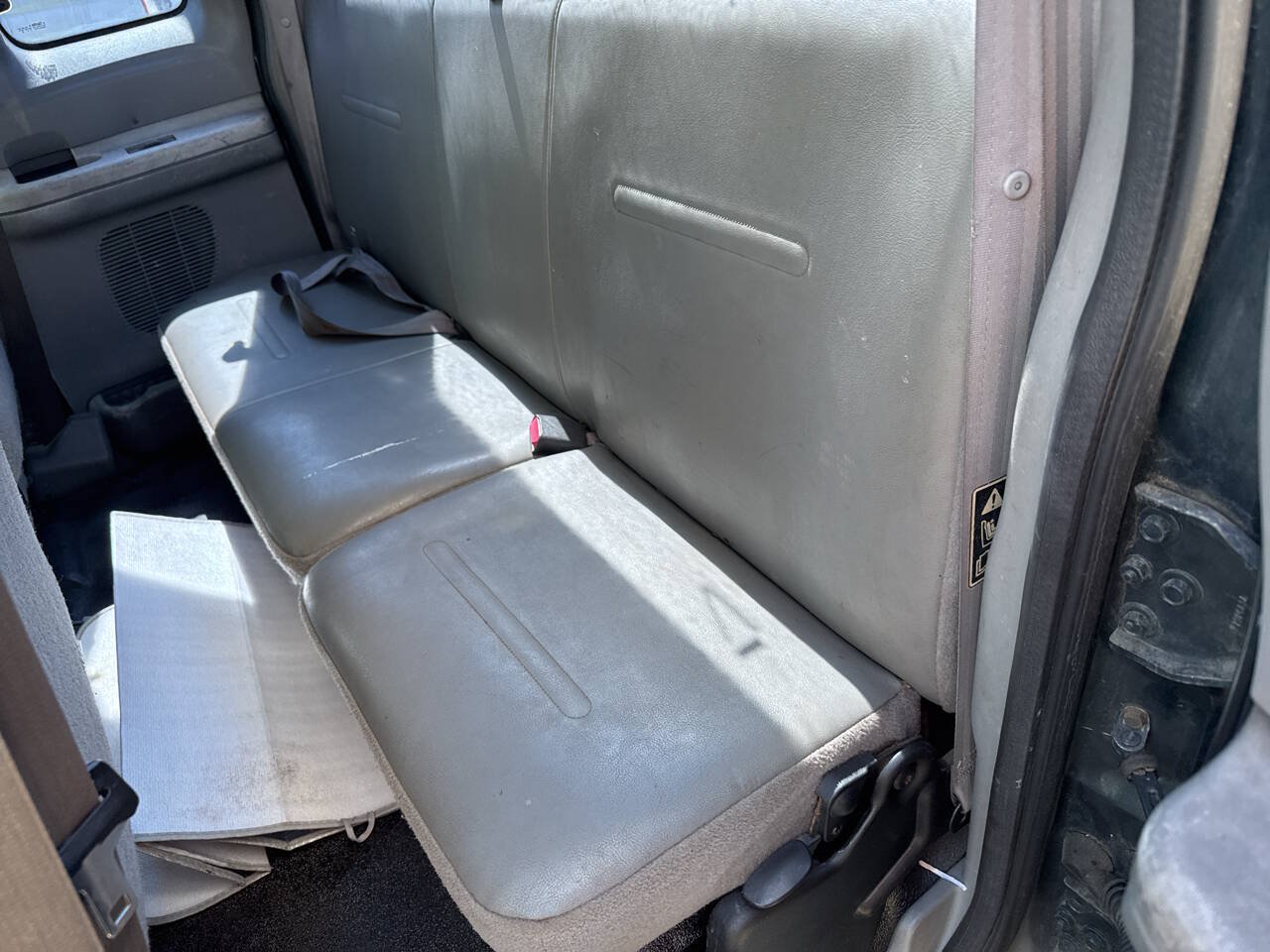 Used 2004 Ford F350 2WD SuperCab Super Duty image 14