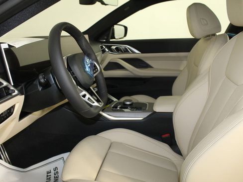 Used 2026 BMW 430i Coupe w/ M Sport Package image 23