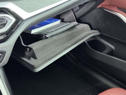 Used 2023 BMW 330i xDrive Sedan w/ Convenience Package image 31