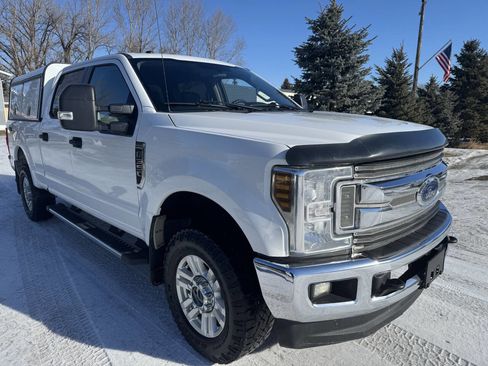 Used 2019 Ford F350 XLT w/ FX4 Off-Road Package AWD/4WD image 2