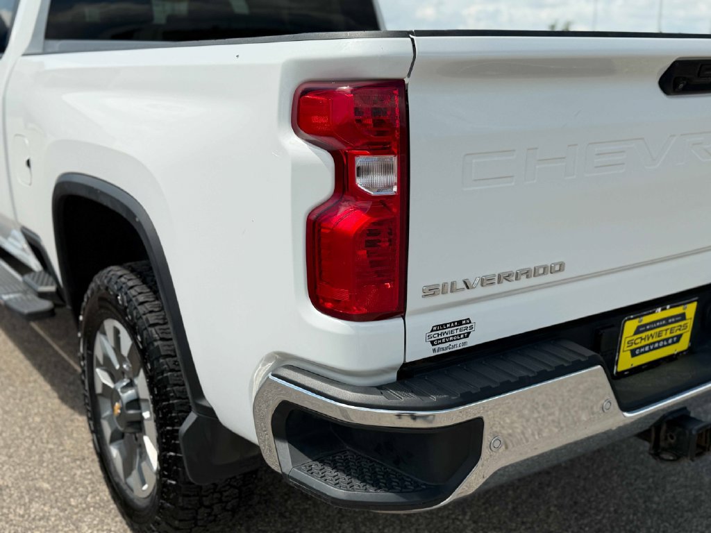 Used 2025 Chevrolet Silverado 3500 LT w/ All Star Edition AWD/4WD image 10