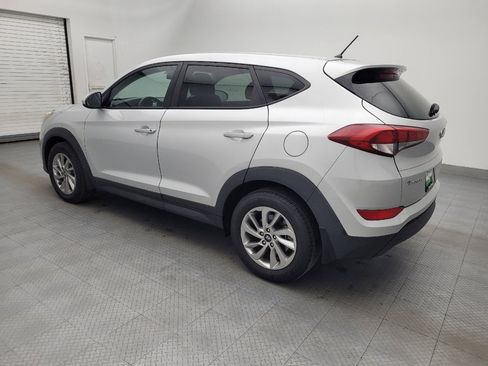 Used 2018 Hyundai Tucson SE image 3
