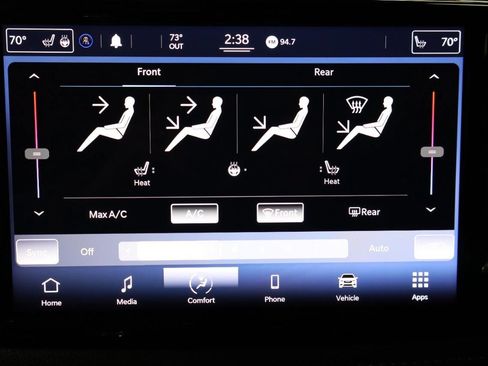 Used 2021 Chrysler Pacifica Touring w/ Cold Weather Group FWD image 16