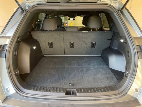 Used 2025 Chevrolet Equinox LT image 30