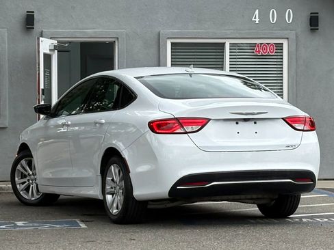 Used 2016 Chrysler 200 Limited w/ Convenience Group FWD image 7