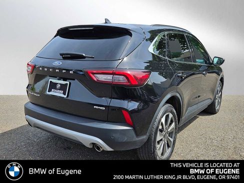 Used 2024 Ford Escape Platinum AWD/4WD image 3