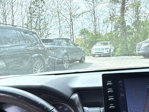 Used 2021 Toyota Camry XSE w/ Navigation Package image 38