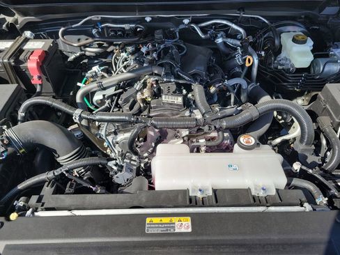 Used 2026 Toyota Tacoma SR image 27