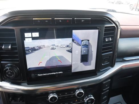 Used 2021 Ford F150 Lariat w/ Max Trailer Tow Package image 25