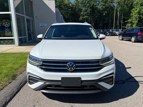 Certified 2022 Volkswagen Tiguan SE AWD/4WD image 7