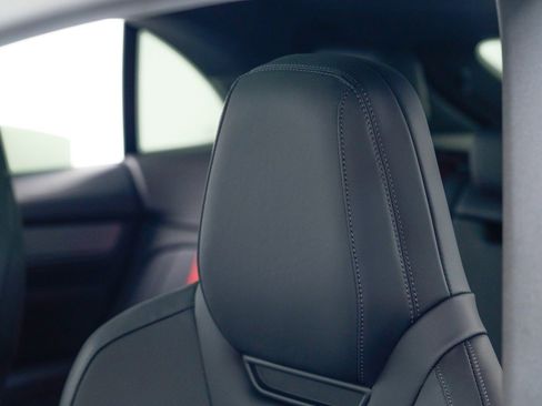 New 2025 Porsche Macan 4S Electric image 19