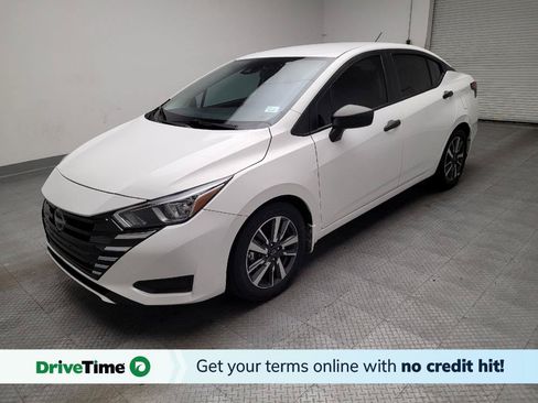 Used 2024 Nissan Versa S w/ S Plus Package FWD image 1