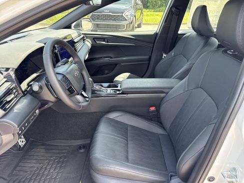Used 2026 Toyota Camry XSE FWD image 11