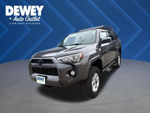 Used 2018 Toyota 4Runner SR5 AWD/4WD image 1
