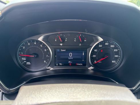 Certified 2023 Chevrolet Equinox RS FWD image 14