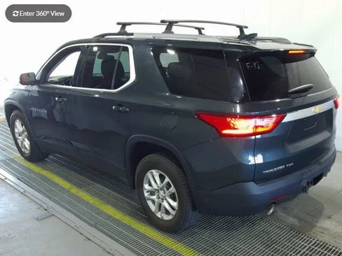 Used 2018 Chevrolet Traverse LT AWD/4WD image 3