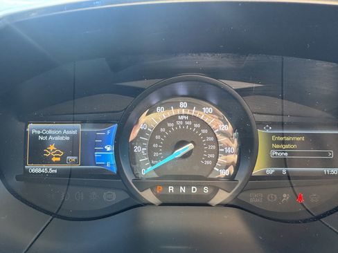 Used 2018 Ford Edge Titanium w/ Equipment Group 302A image 22