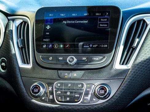 Used 2024 Chevrolet Malibu LT image 13