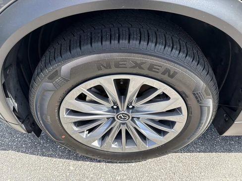 Certified 2024 MAZDA CX-90 Plug-In Hybrid w/ Preferred AWD/4WD image 14