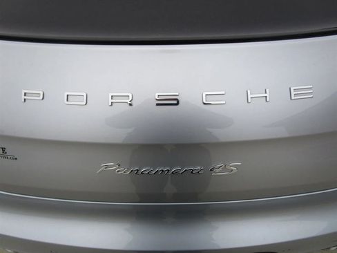 Used 2014 Porsche Panamera S image 26