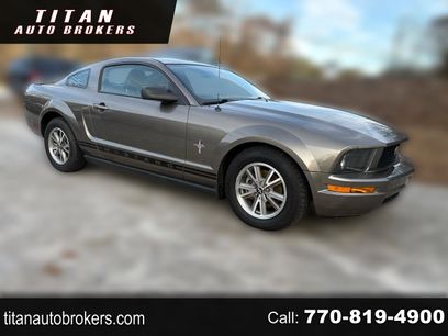 Used 2005 Ford Mustang Deluxe
