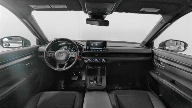 Used 2025 Honda CR-V Sport image 27