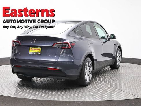 Used 2021 Tesla Model Y Long Range AWD/4WD image 5