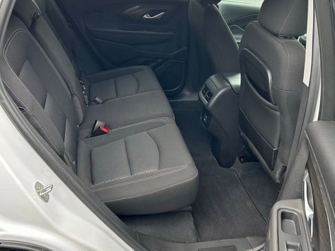 Used 2022 GMC Terrain SLE w/ Driver Convenience Package image 14