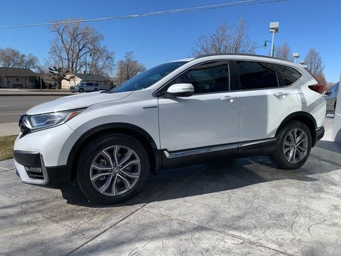 Used 2020 Honda CR-V Touring image 4