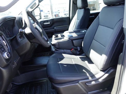 Used 2022 GMC Sierra 3500 Pro w/ Fleet Convenience Package image 17