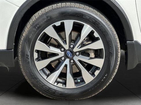 Used 2015 Subaru Outback 3.6R Limited image 26