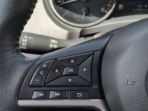 Used 2020 Nissan Rogue SV FWD image 26