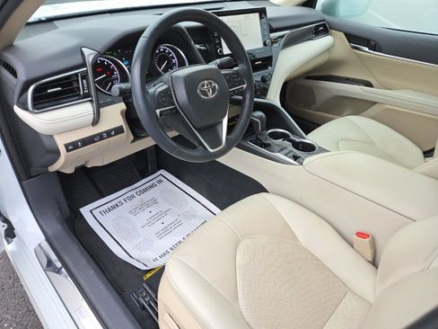 Used 2023 Toyota Camry XLE image 13
