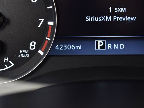 Used 2023 Nissan Frontier SV image 15