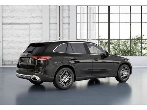 Used 2026 Mercedes-Benz GLC 300 4MATIC image 20