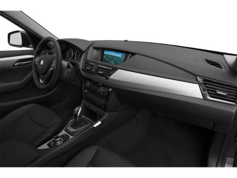 Used 2015 BMW X1 sDrive28i RWD image 18