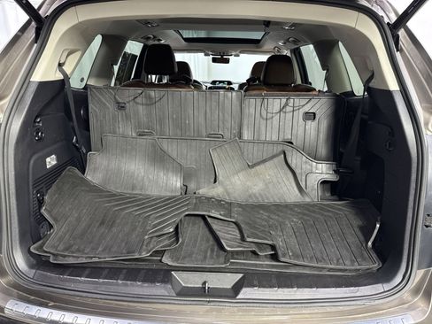 Used 2022 Subaru Ascent Touring w/ Popular Package #2A image 29