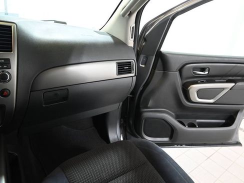 Used 2015 Nissan Armada SV AWD/4WD image 30