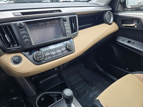Used 2016 Toyota RAV4 XLE w/ Convenience Package AWD/4WD image 27