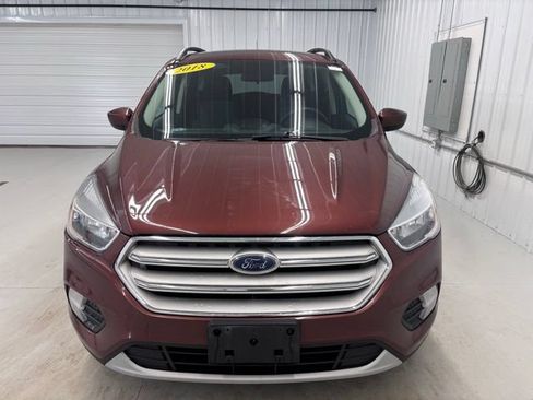 Used 2018 Ford Escape SE AWD/4WD image 2