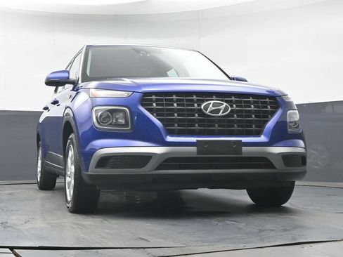 Used 2022 Hyundai Venue SE FWD image 30