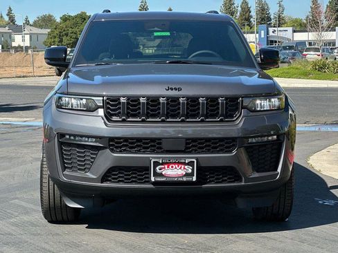 New 2026 Jeep Grand Cherokee Limited image 9