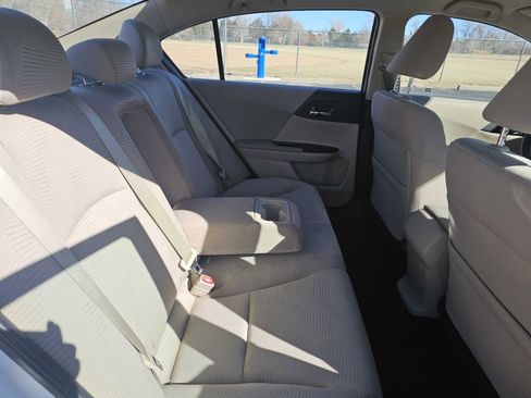 Used 2017 Honda Accord LX image 32