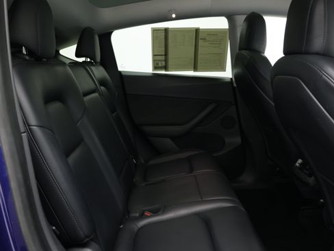 Used 2021 Tesla Model Y 2WD image 34