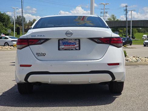 Used 2024 Nissan Sentra S FWD image 9
