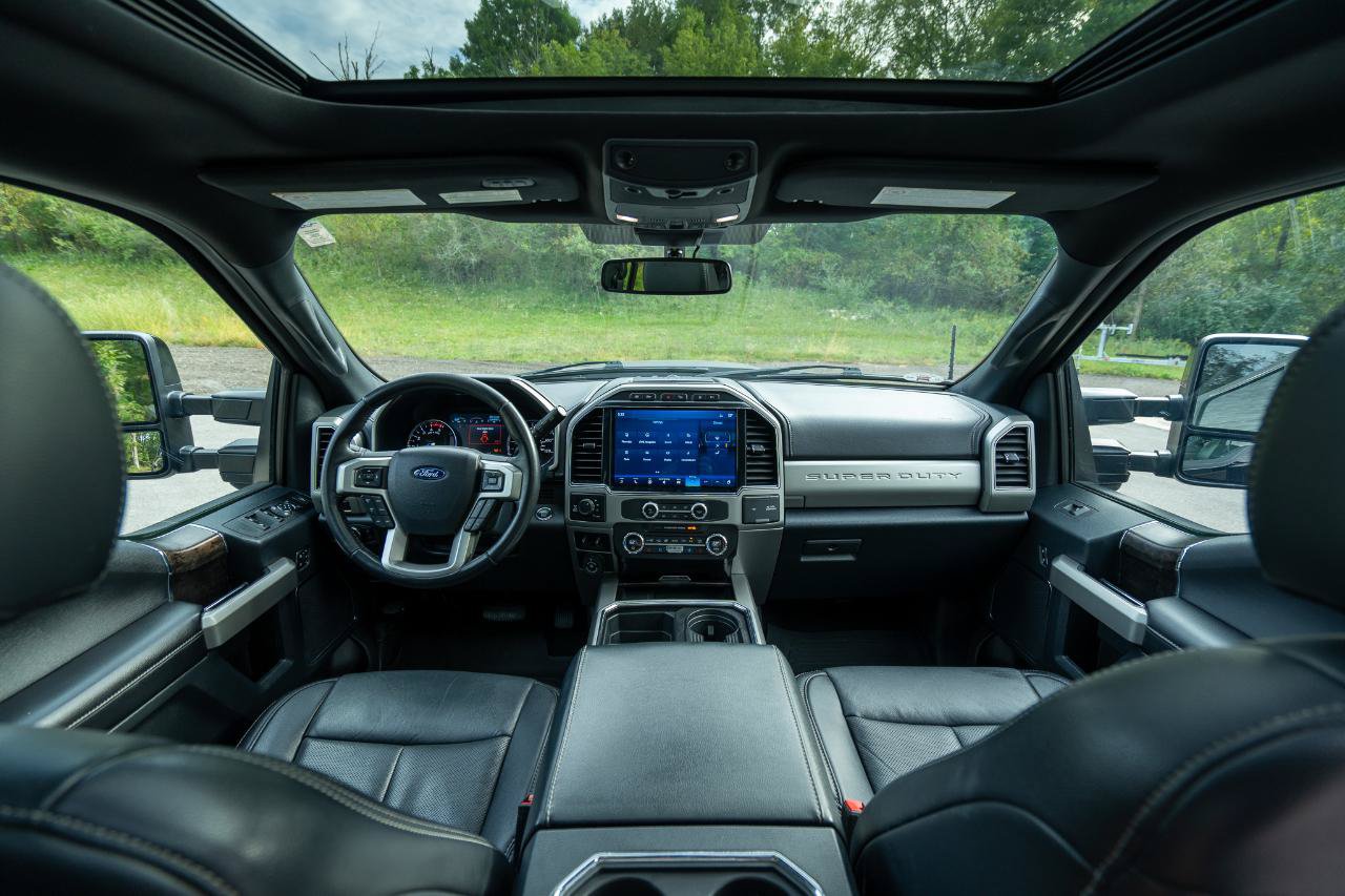 Used 2022 Ford F250 Lariat w/ Black Appearance Package AWD/4WD image 13