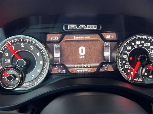 Used 2022 RAM 1500 Limited image 32