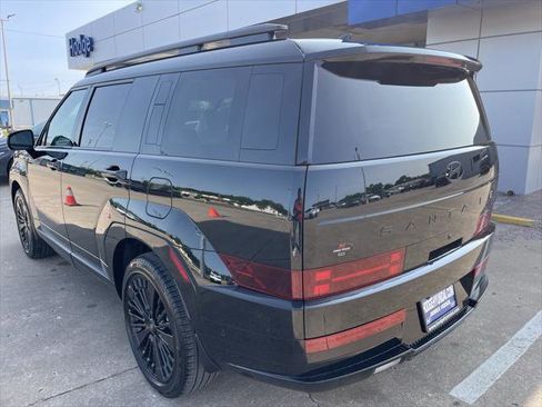 New 2025 Hyundai Santa Fe Calligraphy image 9