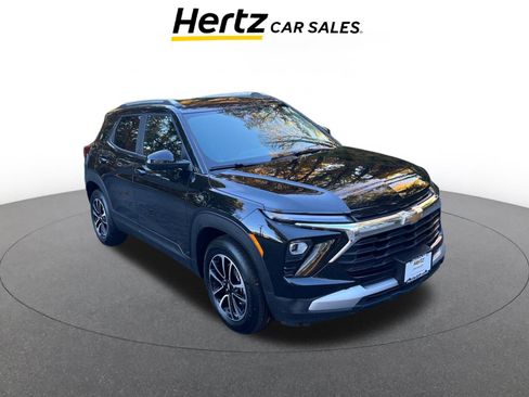 Used 2025 Chevrolet TrailBlazer LT image 1