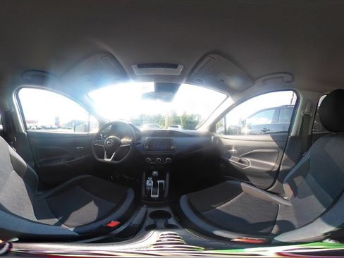 Used 2025 Nissan Versa SV FWD image 37